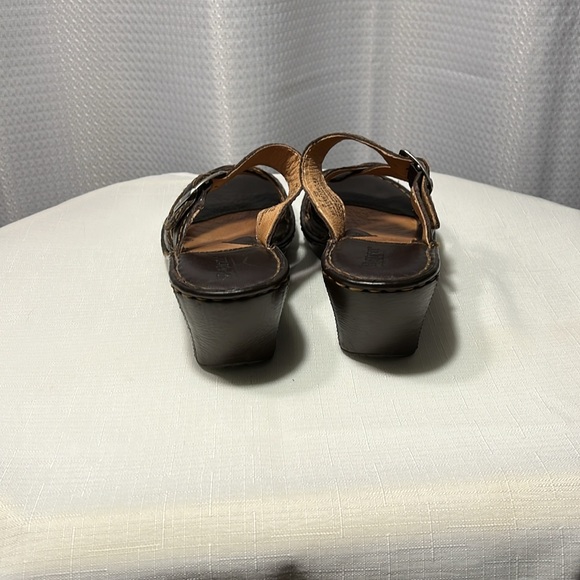Born Brown Leather Sandals size 8/39 - Picture 5 of 8